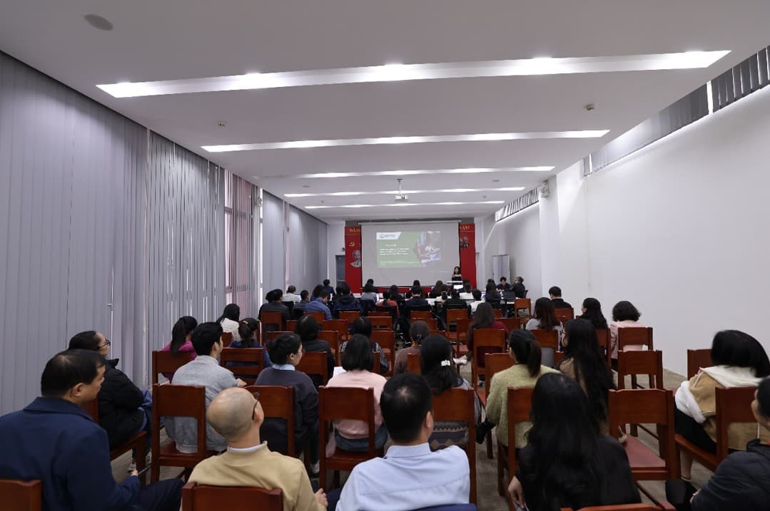 Tập huấn “Nâng cao năng lực sử dụng ứng dụng số phục vụ quản lý, tác nghiệp và nghiên cứu khoa học”