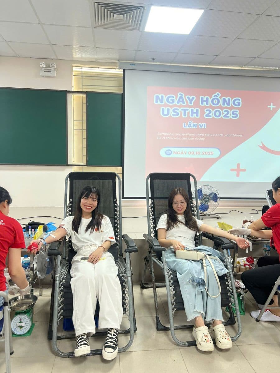 Trung tâm Nghiên cứu và Phát triển Công nghệ cao (CHTD) hưởng ứng nhiệt tình “Ngày Hồng USTH 2025 - Giọt máu cho đi, nhi